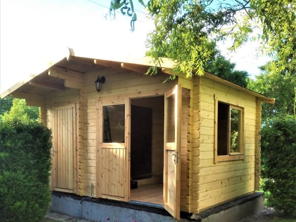 Medinis sodo namelis